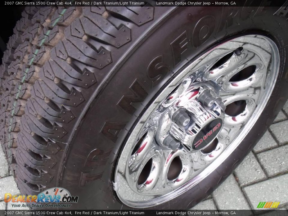 2007 GMC Sierra 1500 Crew Cab 4x4 Fire Red / Dark Titanium/Light Titanium Photo #32
