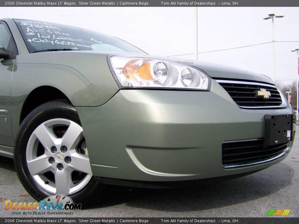 2006 Chevrolet Malibu Maxx LT Wagon Silver Green Metallic / Cashmere Beige Photo #2