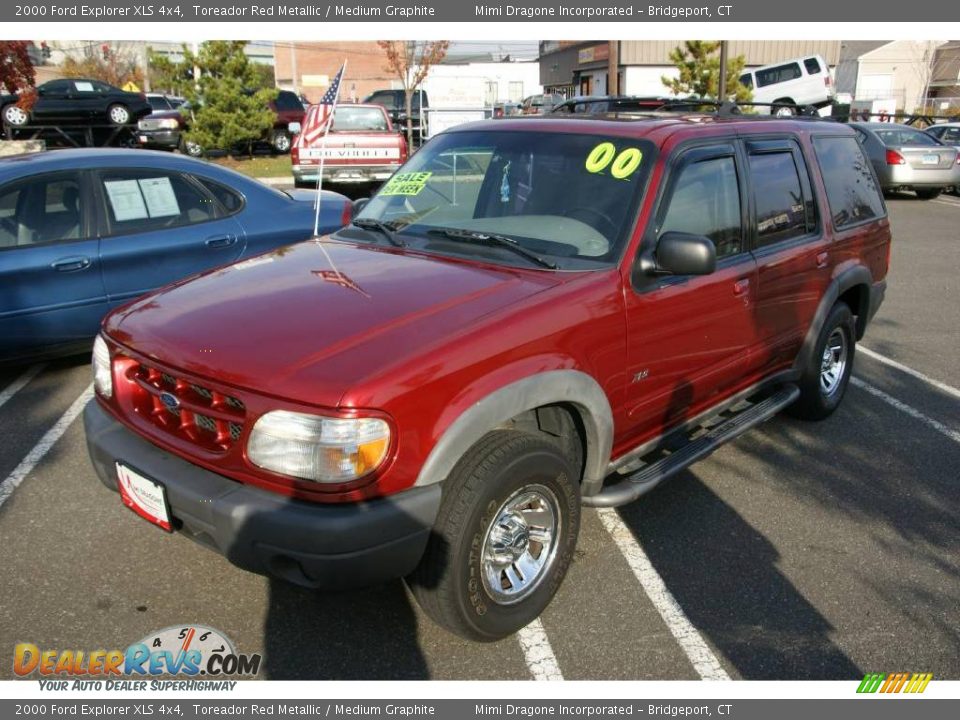 2000 Ford Explorer XLS 4x4 Toreador Red Metallic / Medium Graphite Photo #1