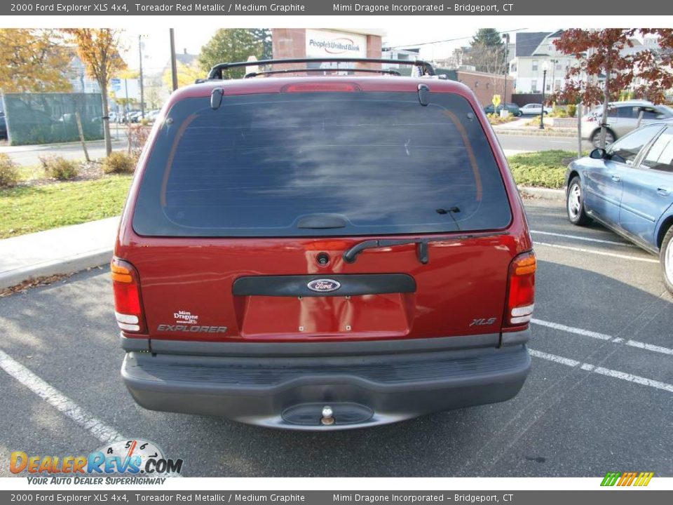 2000 Ford Explorer XLS 4x4 Toreador Red Metallic / Medium Graphite Photo #5