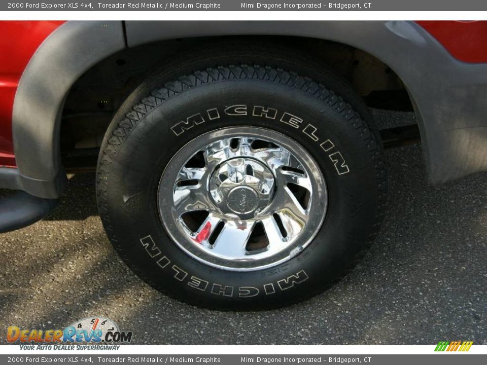 2000 Ford Explorer XLS 4x4 Toreador Red Metallic / Medium Graphite Photo #7