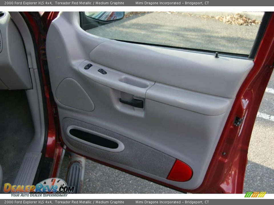 2000 Ford Explorer XLS 4x4 Toreador Red Metallic / Medium Graphite Photo #19