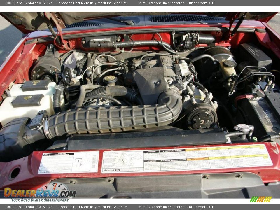 2000 Ford Explorer XLS 4x4 Toreador Red Metallic / Medium Graphite Photo #20
