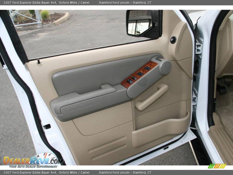 2007 Ford Explorer Eddie Bauer 4x4 Oxford White / Camel Photo #12
