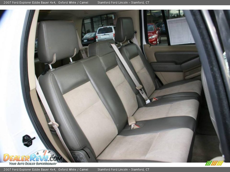 2007 Ford Explorer Eddie Bauer 4x4 Oxford White / Camel Photo #15