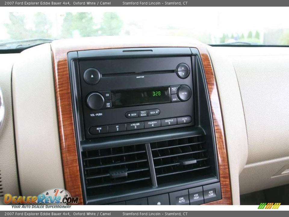2007 Ford Explorer Eddie Bauer 4x4 Oxford White / Camel Photo #16
