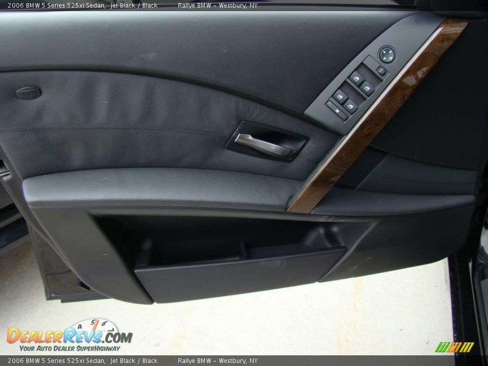 2006 BMW 5 Series 525xi Sedan Jet Black / Black Photo #7