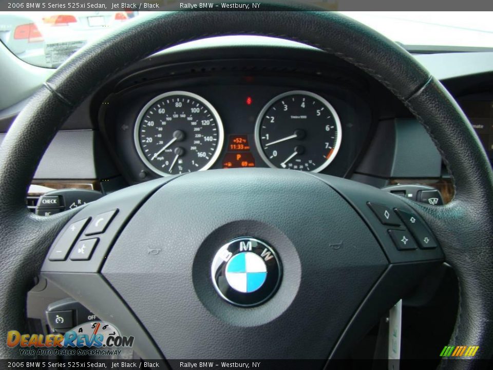 2006 BMW 5 Series 525xi Sedan Jet Black / Black Photo #10