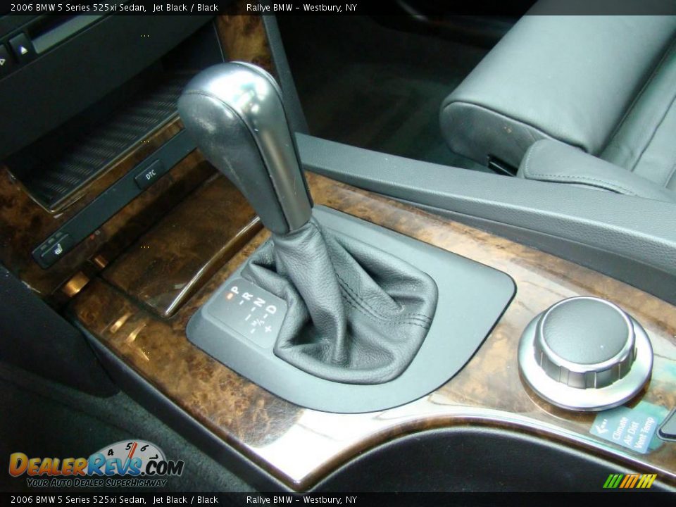 2006 BMW 5 Series 525xi Sedan Jet Black / Black Photo #12