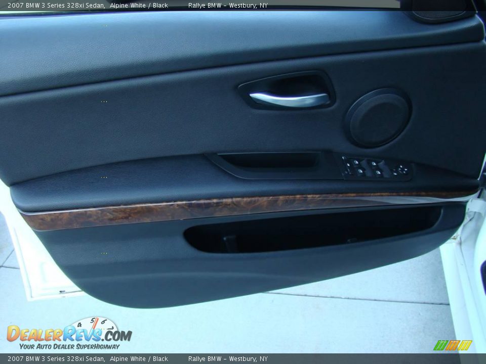 2007 BMW 3 Series 328xi Sedan Alpine White / Black Photo #7