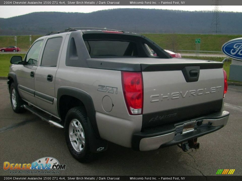 2004 Chevrolet Avalanche 1500 Z71 4x4 Silver Birch Metallic / Dark Charcoal Photo #15