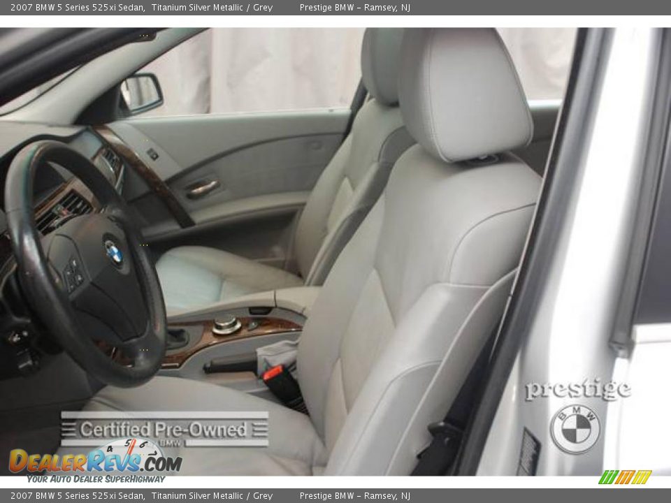 2007 BMW 5 Series 525xi Sedan Titanium Silver Metallic / Grey Photo #4