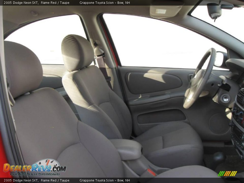 2005 Dodge Neon SXT Flame Red / Taupe Photo #6