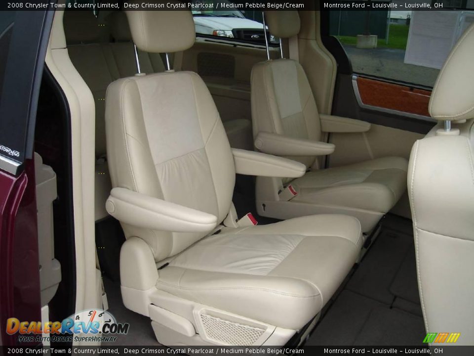 2008 Chrysler Town & Country Limited Deep Crimson Crystal Pearlcoat / Medium Pebble Beige/Cream Photo #15