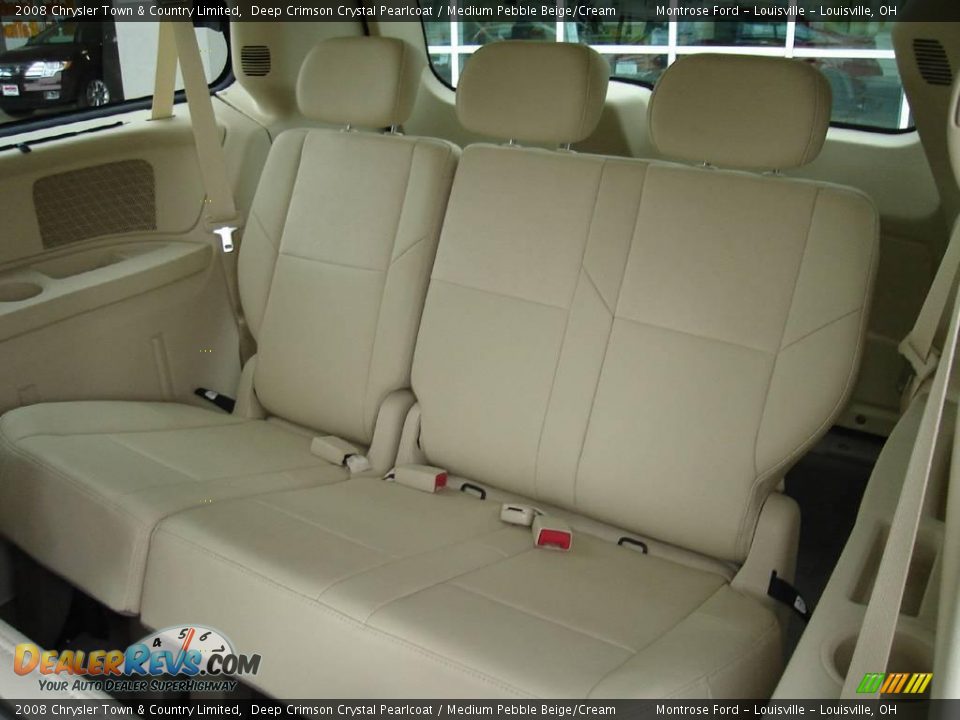 2008 Chrysler Town & Country Limited Deep Crimson Crystal Pearlcoat / Medium Pebble Beige/Cream Photo #17