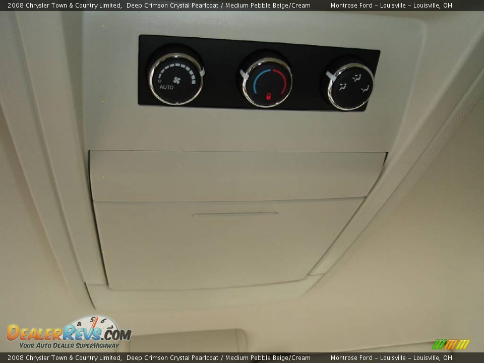 2008 Chrysler Town & Country Limited Deep Crimson Crystal Pearlcoat / Medium Pebble Beige/Cream Photo #22