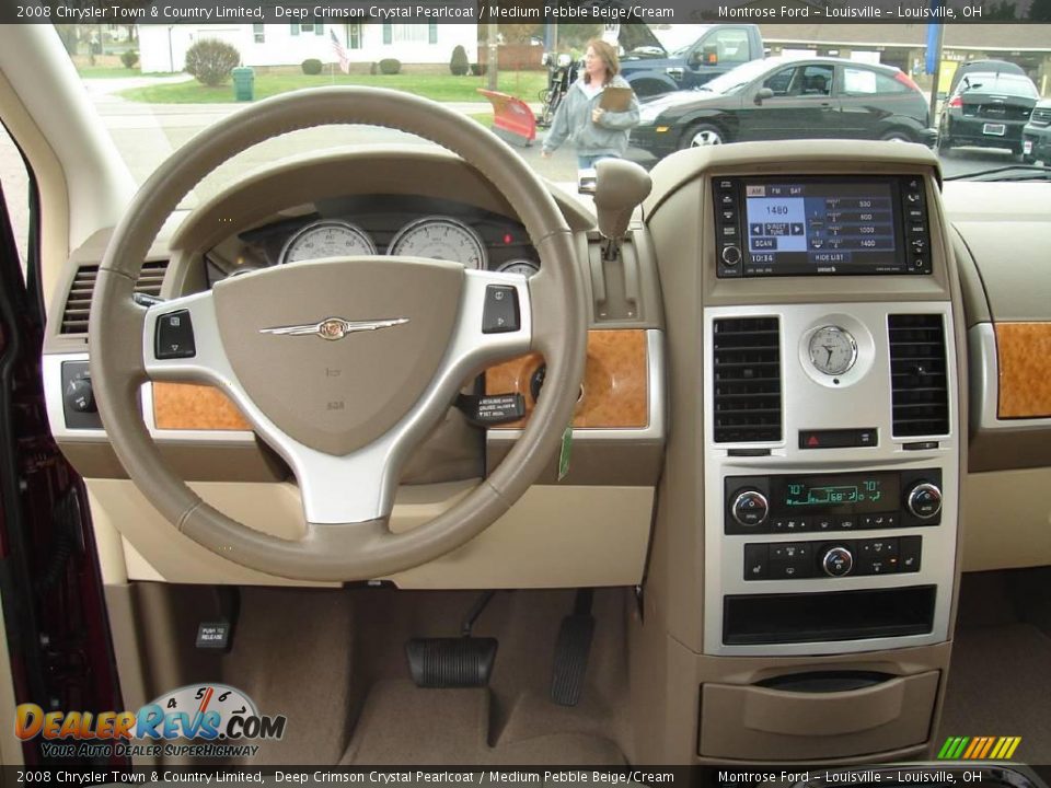 2008 Chrysler Town & Country Limited Deep Crimson Crystal Pearlcoat / Medium Pebble Beige/Cream Photo #23