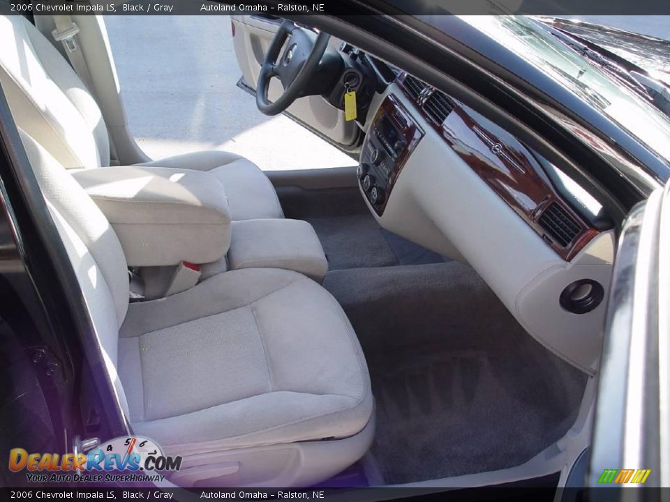 2006 Chevrolet Impala LS Black / Gray Photo #15