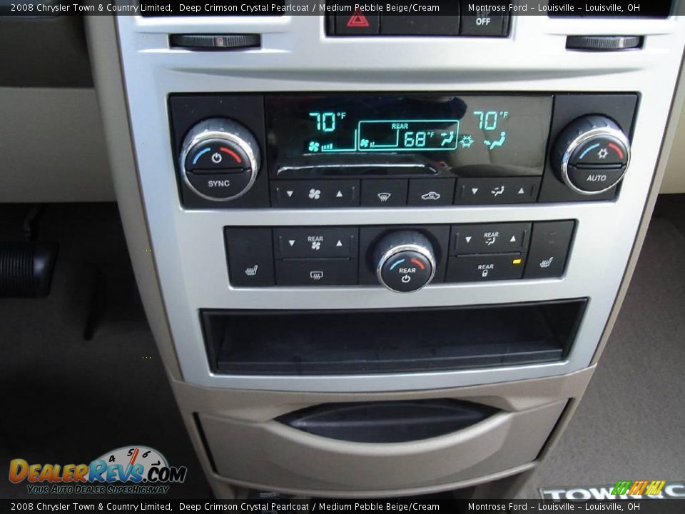 2008 Chrysler Town & Country Limited Deep Crimson Crystal Pearlcoat / Medium Pebble Beige/Cream Photo #33