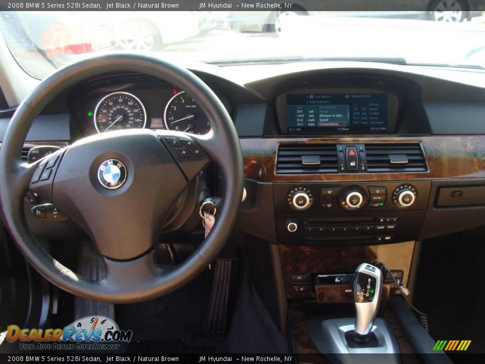 2008 BMW 5 Series 528i Sedan Jet Black / Natural Brown Photo #17