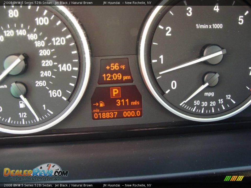 2008 BMW 5 Series 528i Sedan Jet Black / Natural Brown Photo #25