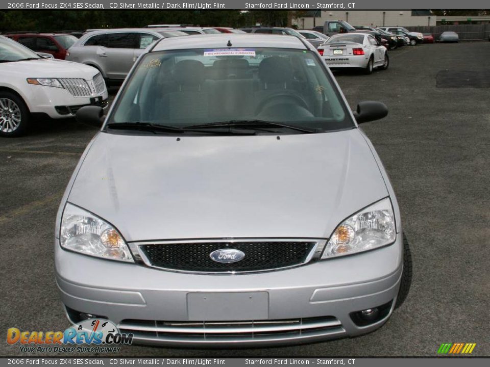 2006 Ford Focus ZX4 SES Sedan CD Silver Metallic / Dark Flint/Light Flint Photo #2
