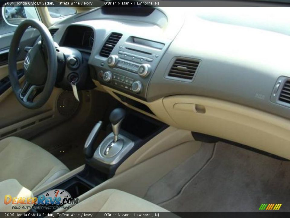 2006 Honda Civic LX Sedan Taffeta White / Ivory Photo #21