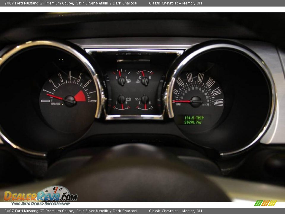 2007 Ford Mustang GT Premium Coupe Satin Silver Metallic / Dark Charcoal Photo #13
