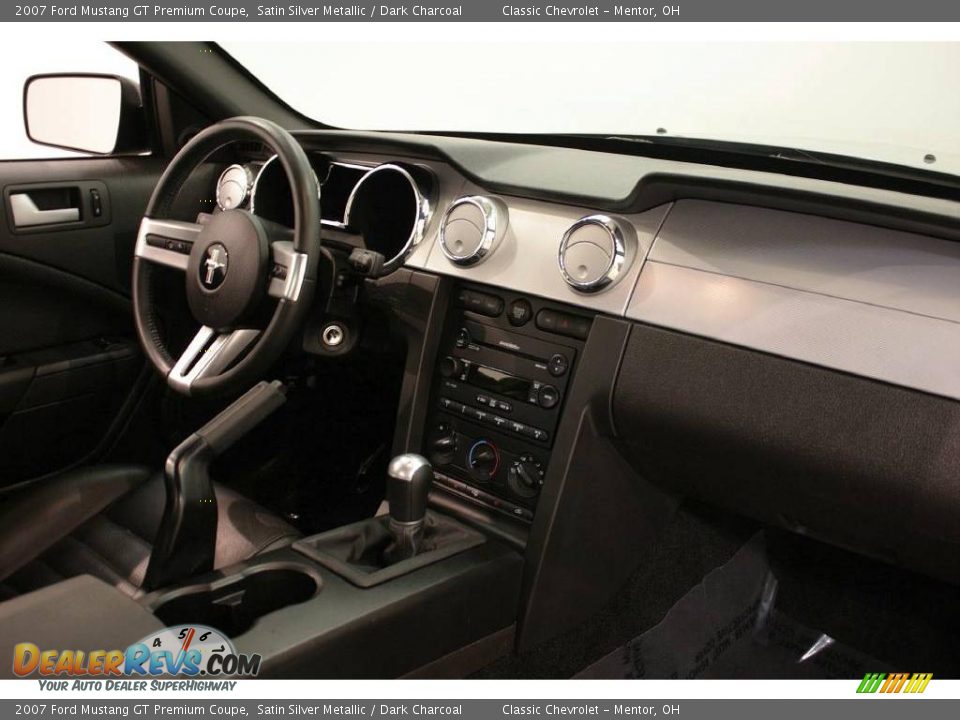 2007 Ford Mustang GT Premium Coupe Satin Silver Metallic / Dark Charcoal Photo #16