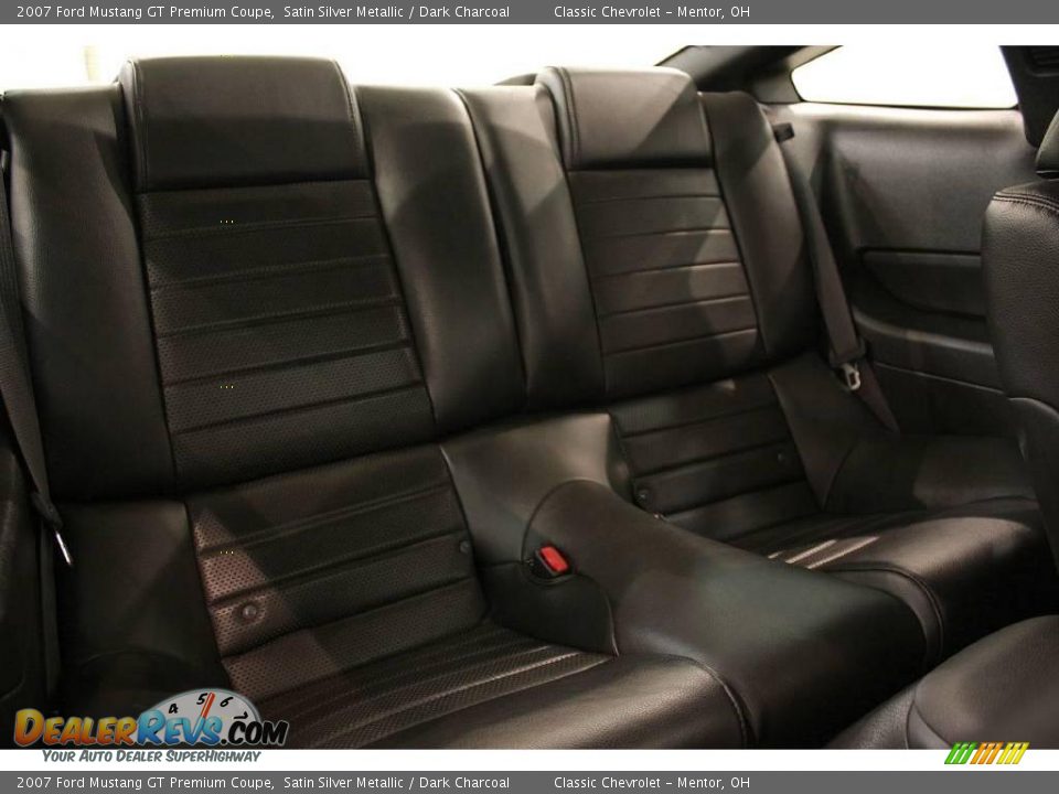 2007 Ford Mustang GT Premium Coupe Satin Silver Metallic / Dark Charcoal Photo #18