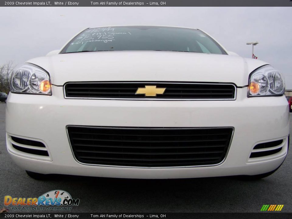 2009 Chevrolet Impala LT White / Ebony Photo #3