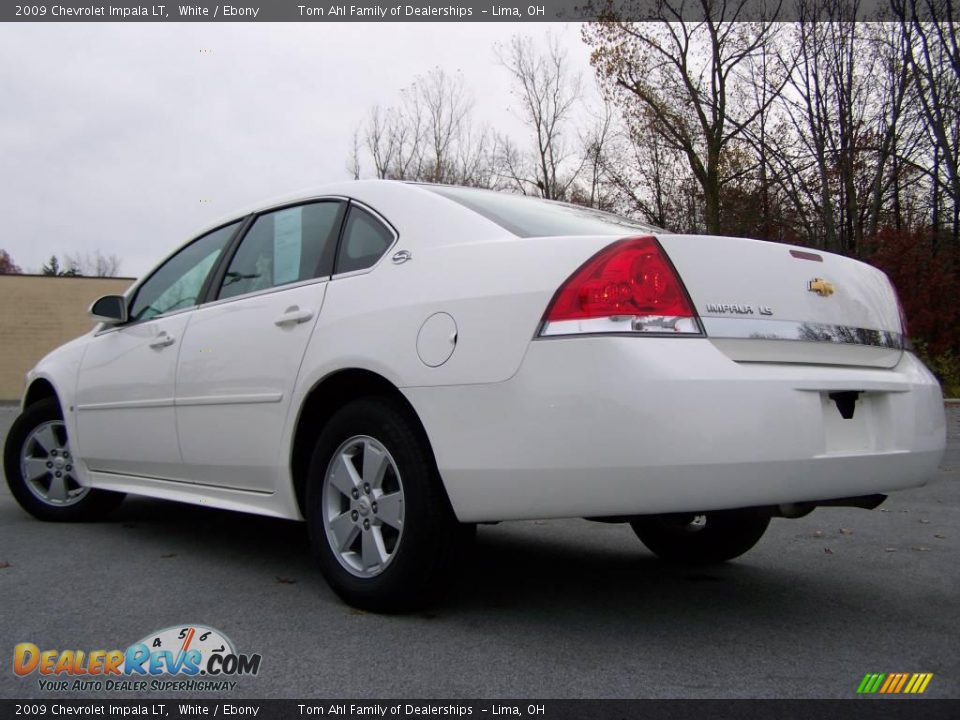 2009 Chevrolet Impala LT White / Ebony Photo #4