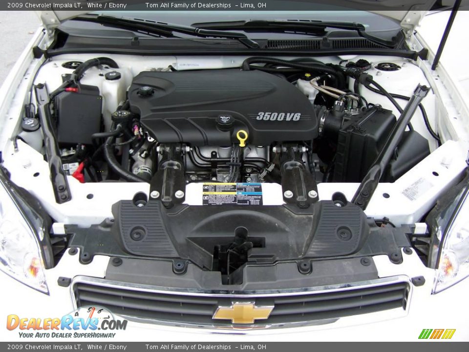 2009 Chevrolet Impala LT White / Ebony Photo #14