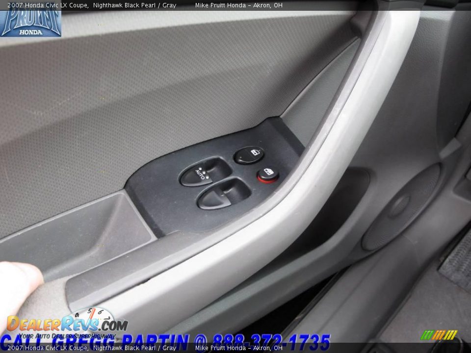 2007 Honda Civic LX Coupe Nighthawk Black Pearl / Gray Photo #17