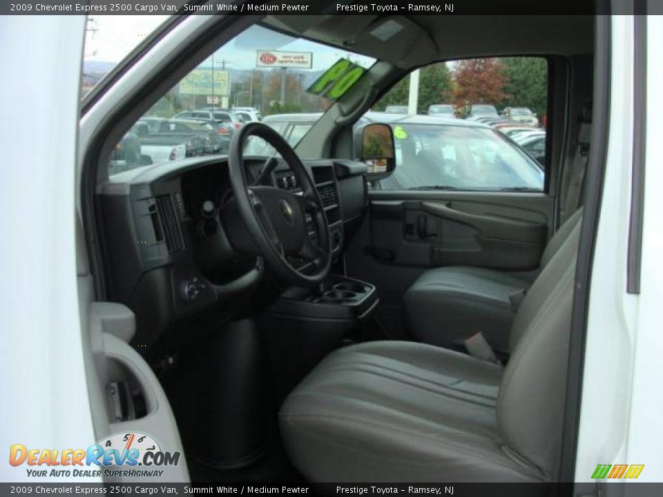 2009 Chevrolet Express 2500 Cargo Van Summit White / Medium Pewter Photo #7