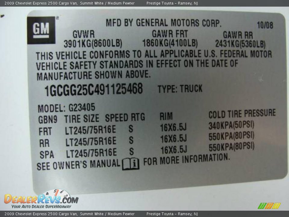 2009 Chevrolet Express 2500 Cargo Van Summit White / Medium Pewter Photo #14