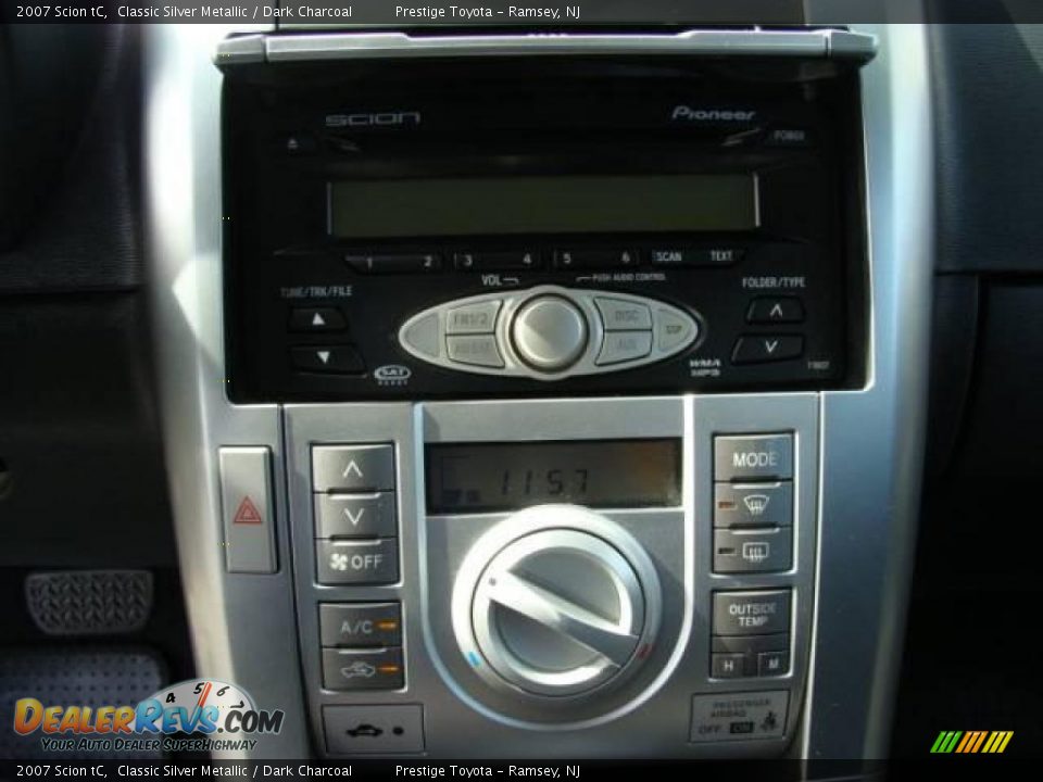 2007 Scion tC Classic Silver Metallic / Dark Charcoal Photo #11