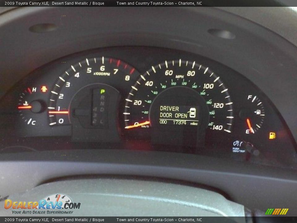 2009 Toyota Camry XLE Desert Sand Metallic / Bisque Photo #9