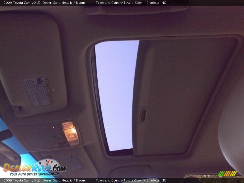 2009 Toyota Camry XLE Desert Sand Metallic / Bisque Photo #14