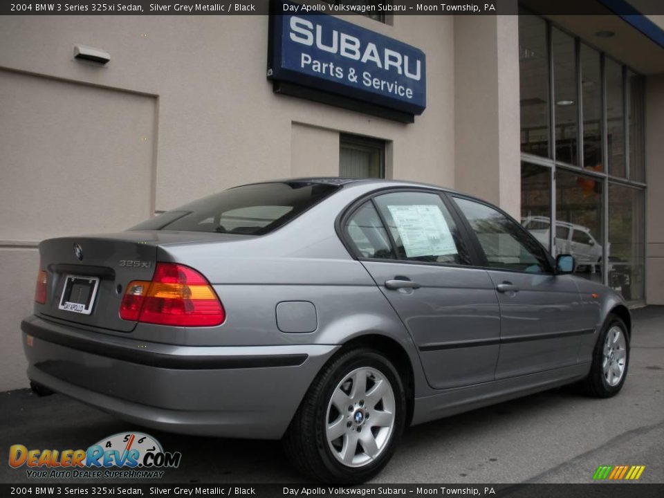 2004 BMW 3 Series 325xi Sedan Silver Grey Metallic / Black Photo #3