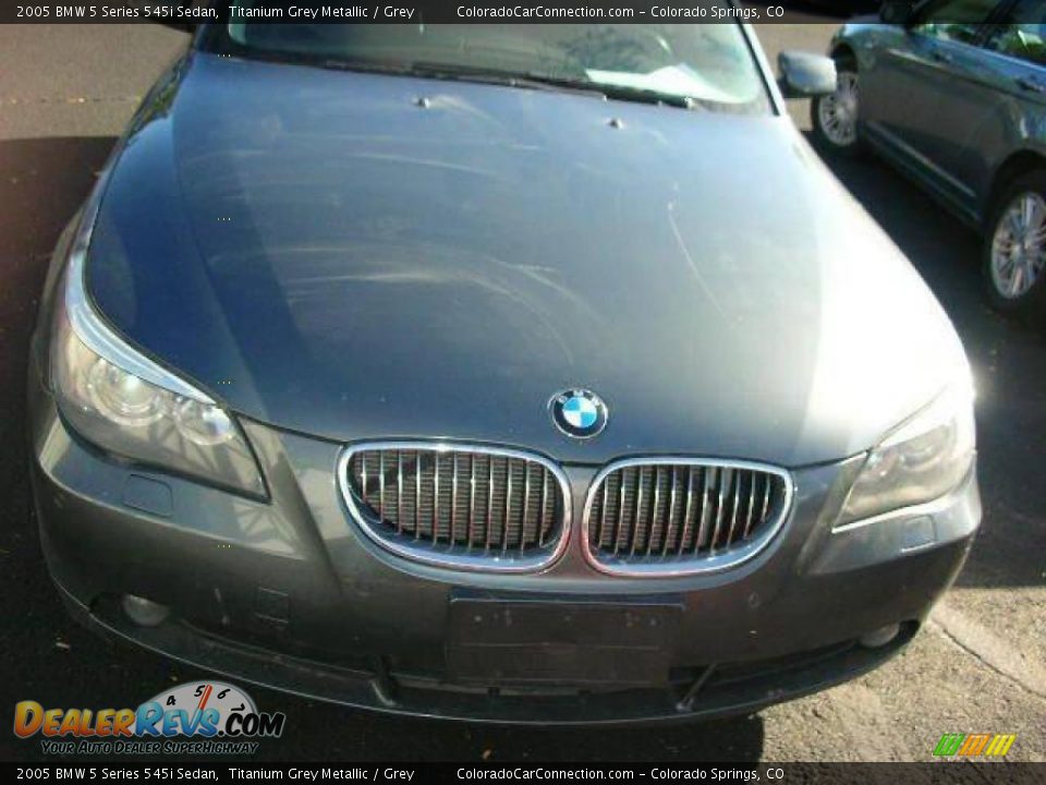 2005 BMW 5 Series 545i Sedan Titanium Grey Metallic / Grey Photo #2