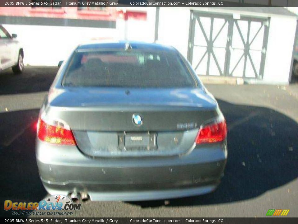 2005 BMW 5 Series 545i Sedan Titanium Grey Metallic / Grey Photo #4