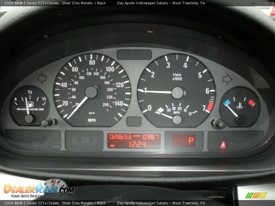2004 BMW 3 Series 325xi Sedan Silver Grey Metallic / Black Photo #21