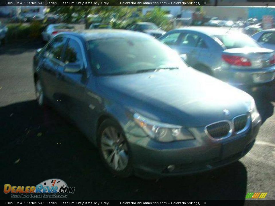 2005 BMW 5 Series 545i Sedan Titanium Grey Metallic / Grey Photo #6