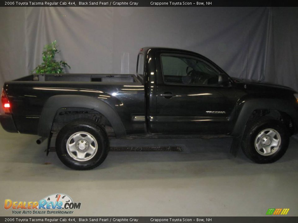 2006 Toyota Tacoma Regular Cab 4x4 Black Sand Pearl / Graphite Gray Photo #4