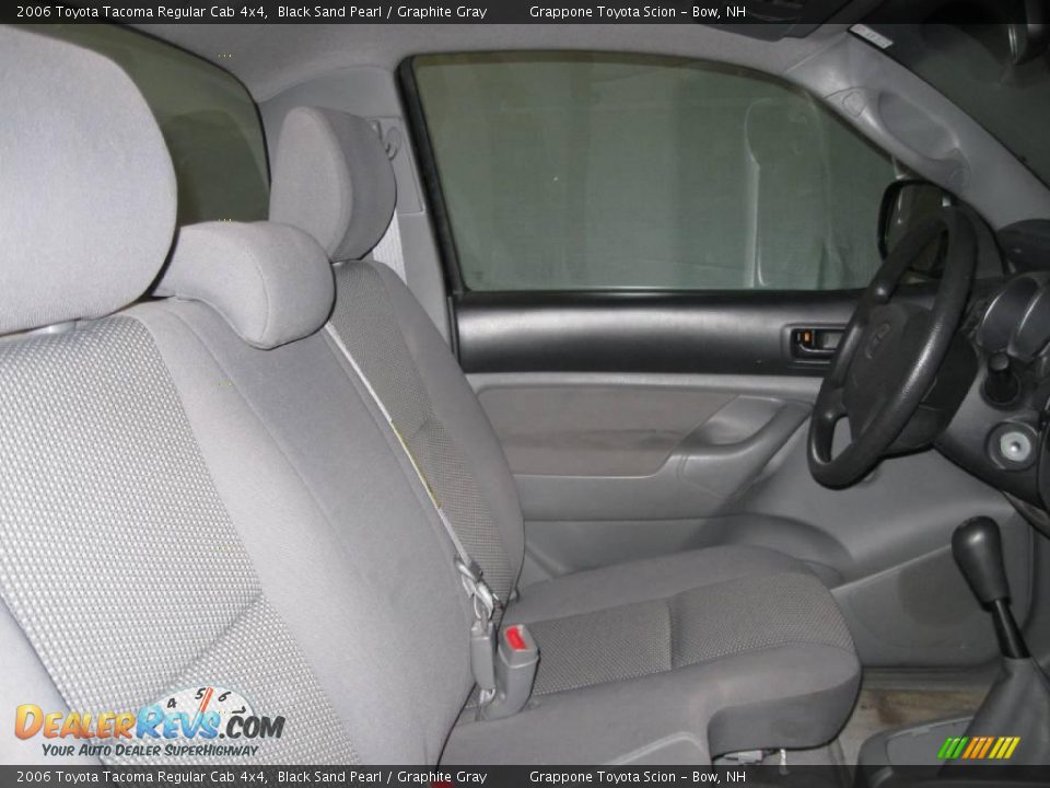 2006 Toyota Tacoma Regular Cab 4x4 Black Sand Pearl / Graphite Gray Photo #5