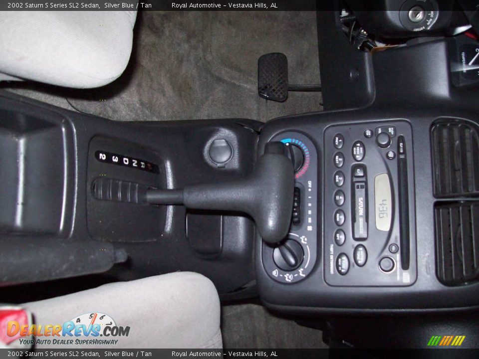 2002 Saturn S Series SL2 Sedan Silver Blue / Tan Photo #26