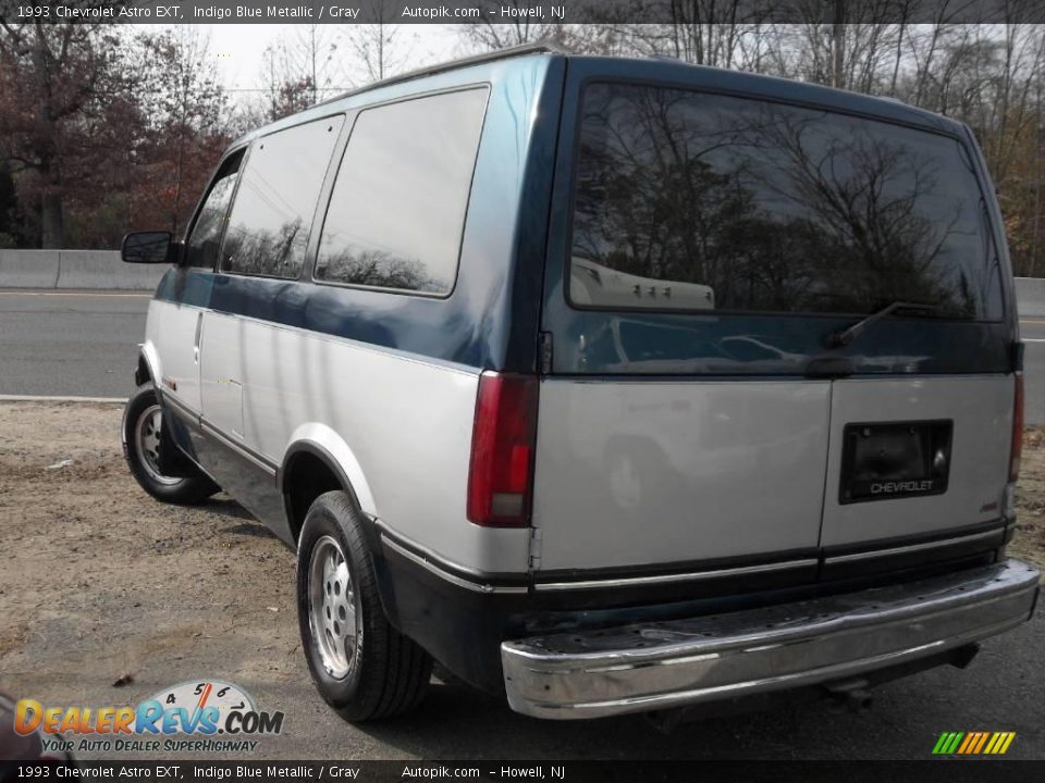 1993 Chevrolet Astro EXT Indigo Blue Metallic / Gray Photo #7