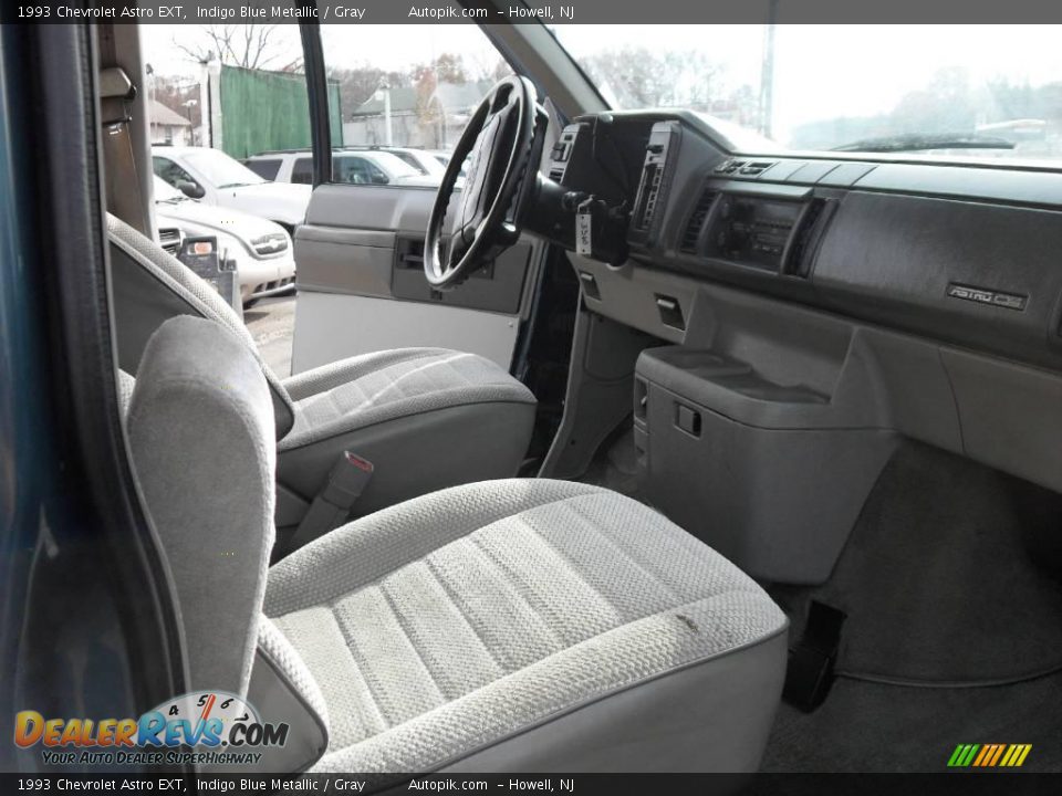 1993 Chevrolet Astro EXT Indigo Blue Metallic / Gray Photo #10