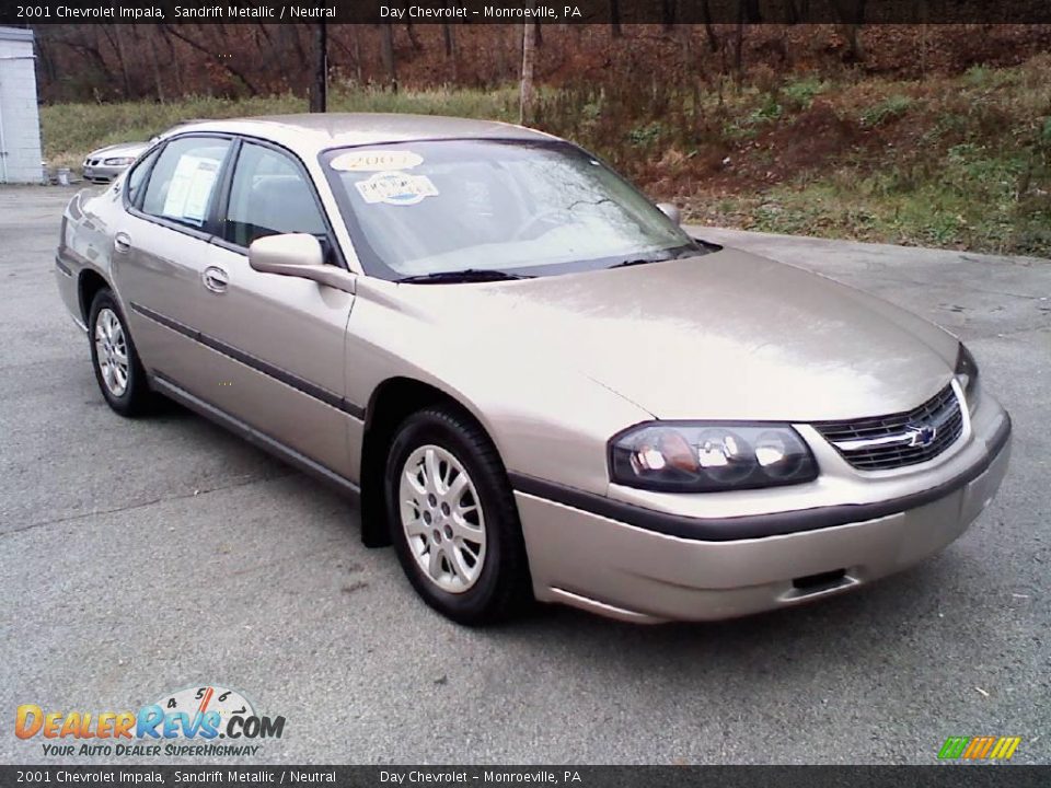2001 Chevrolet Impala Sandrift Metallic / Neutral Photo #2